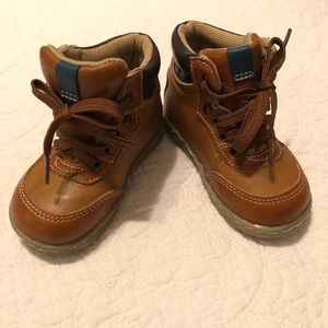 Like new Baby boots 🐣